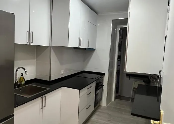 Homestay Quartos - Luciano Cordeiro 3 Andar Lisbon
