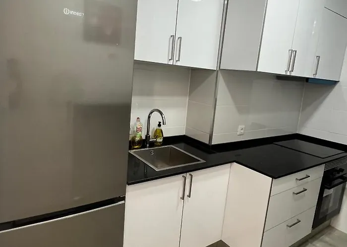 Quartos - Luciano Cordeiro 3 Andar Δωμάτια σε οικογενειακή κατοικία *